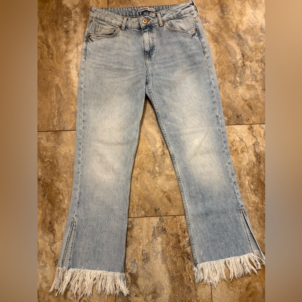 Zara Basic Mid-Rise Fringe Side Slit Crop Jeans Women’s Size 4 - Picture 5 of 13